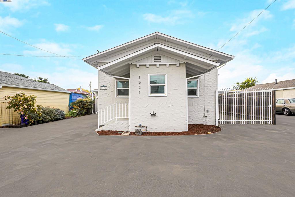 ASHLAND - Residential