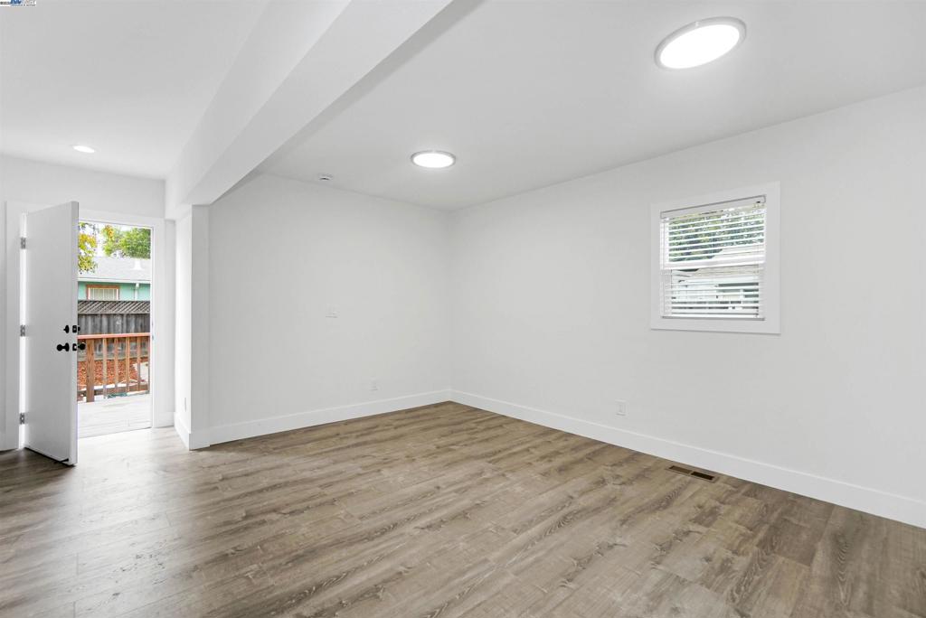 ASHLAND - Residential