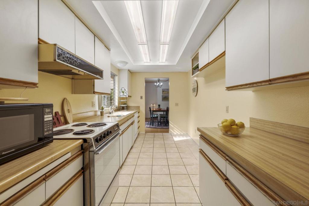 1014 E Bel Air Drive