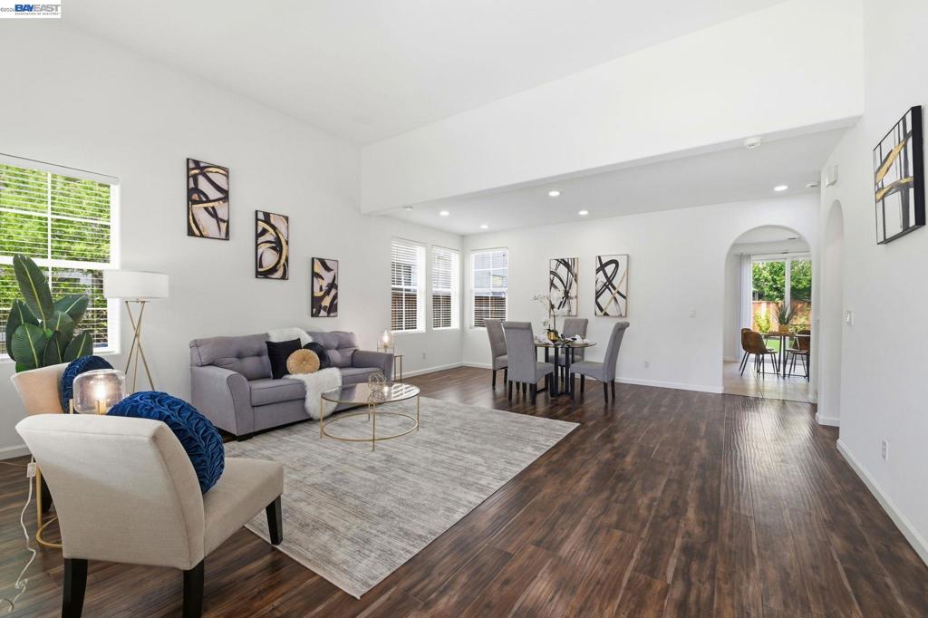 29014 Jetty Way