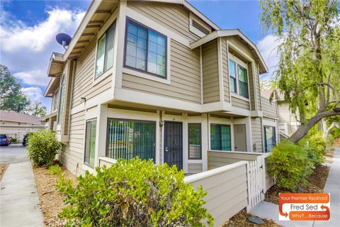 Photo of 11350 Foothill BLVD, Lakeview Terrace, CA 91342 (MLS # OC26169351)