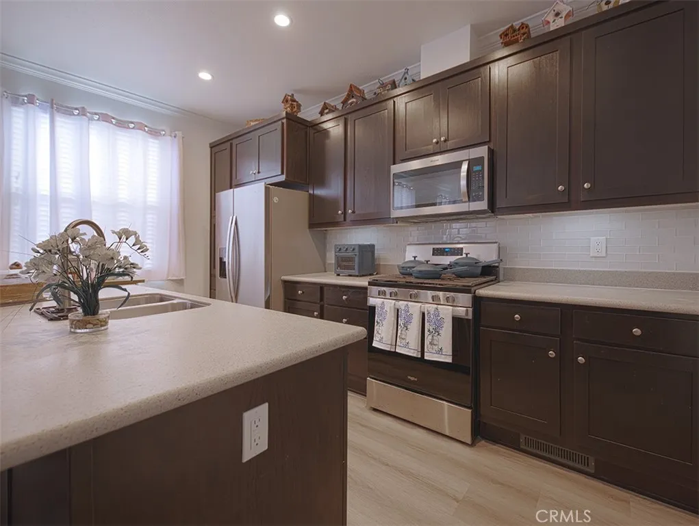 Lomita, California 90717, United States, 2 Bedrooms Bedrooms, ,2 BathroomsBathrooms,Residential,Active,218933