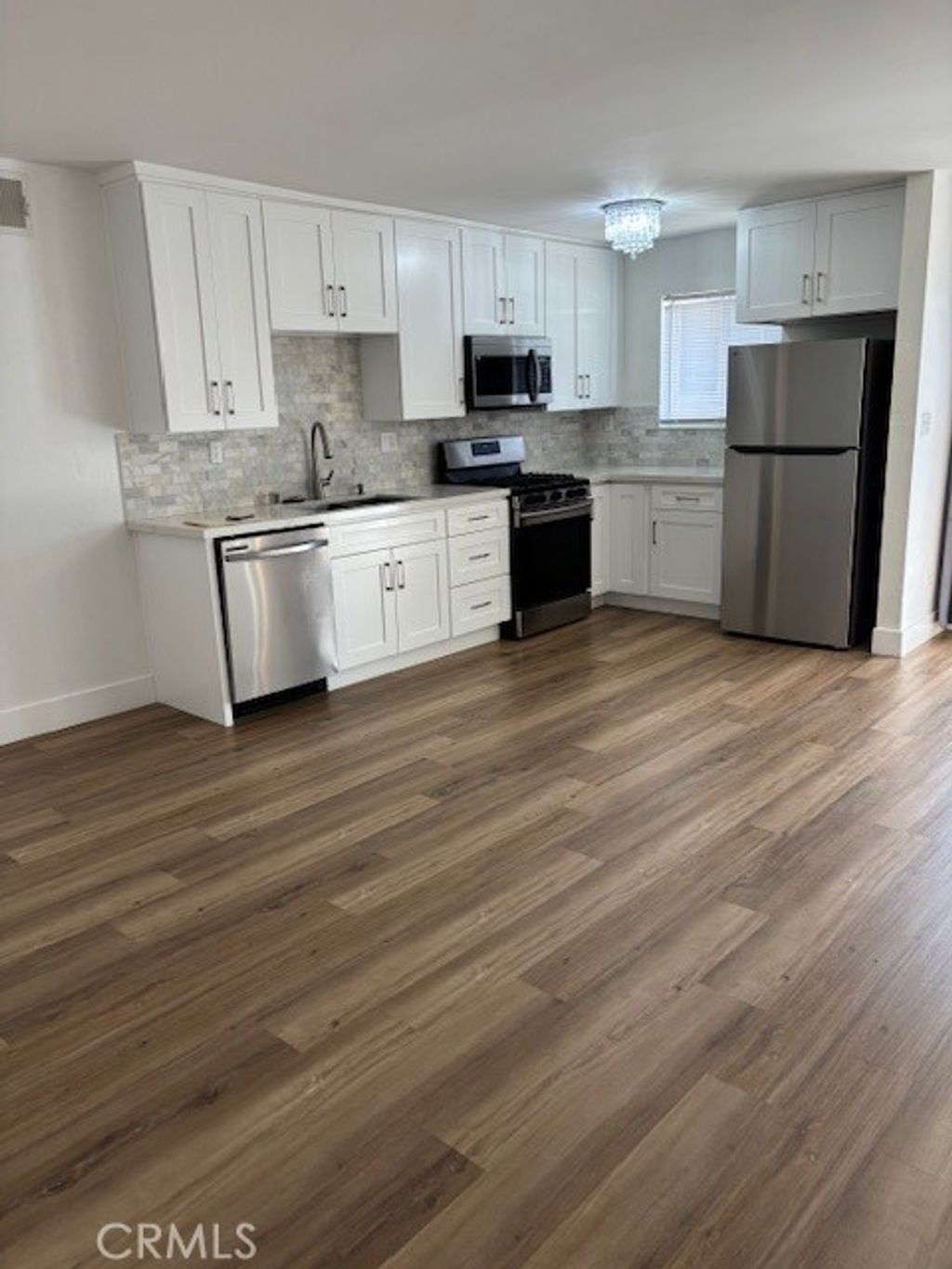 Photo of 18530 Hatteras Street #326, Tarzana, CA 91356 (MLS # SR25235127)