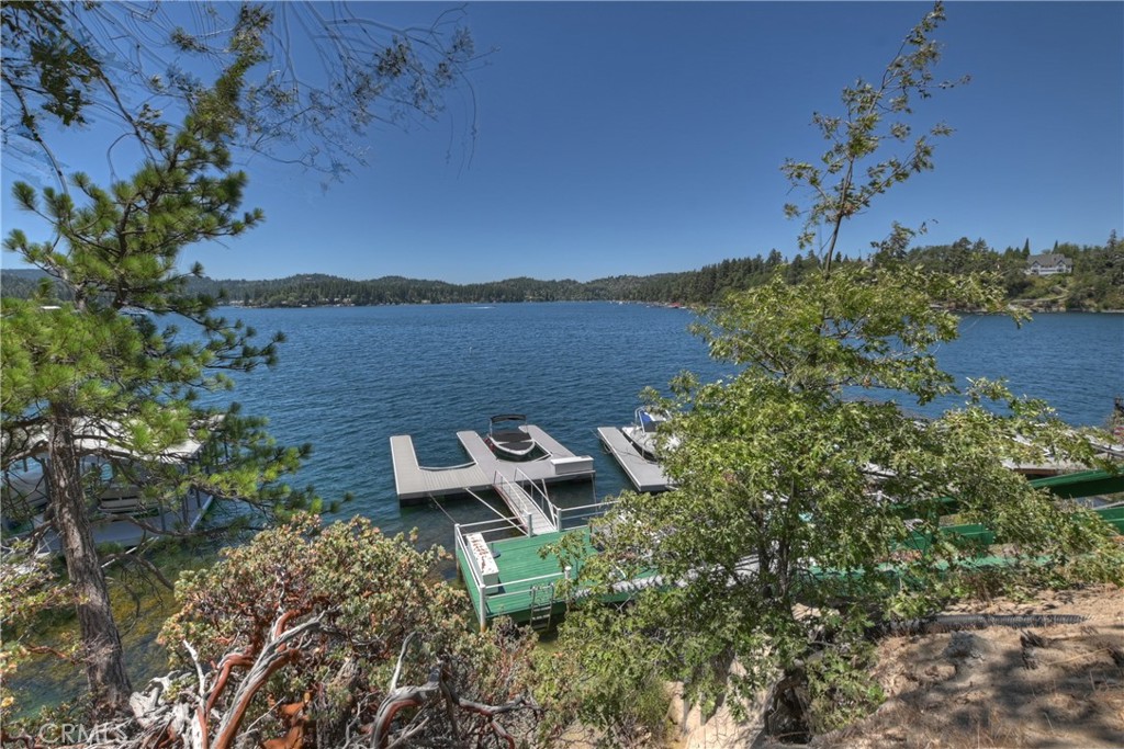 Arrowhead Woods (AWHW) - Residential