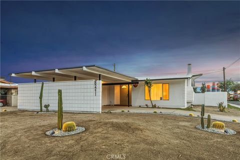 Photo of 82211 Garden Ave, Indio, CA 92201 (MLS # PW26017032)