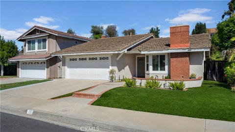 Photo of 12 Calle Ranchera, Rancho Santa Margarita, CA 92688 (MLS # PW26227025)