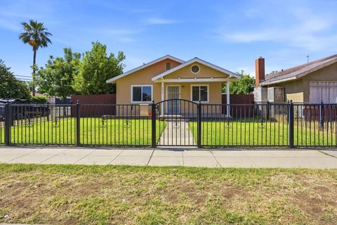 Photo of 3870 E Nevada Avenue, Fresno, CA 93702 (MLS # ML82048698)