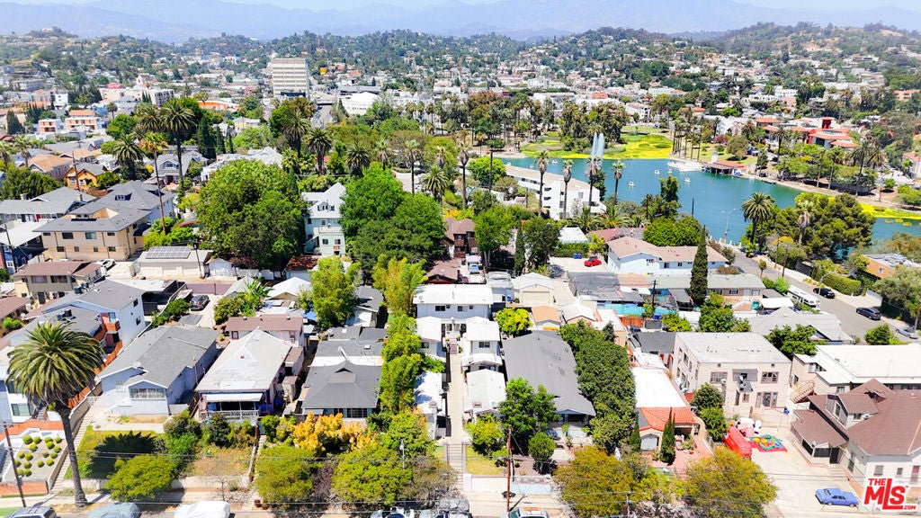1727 Bellevue Avenue