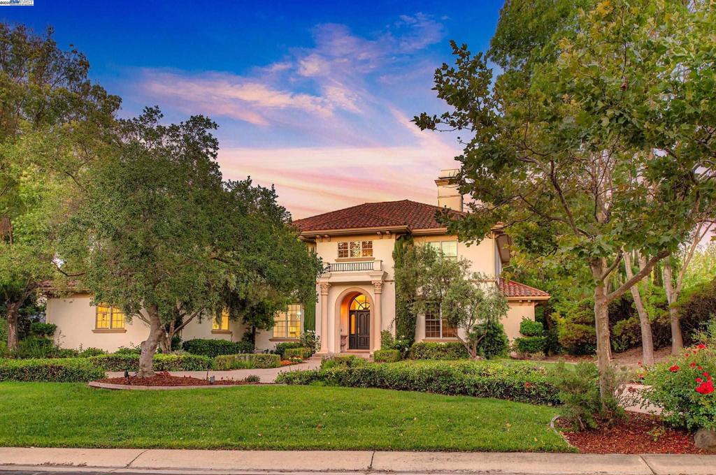 RUBY HILL - Residential