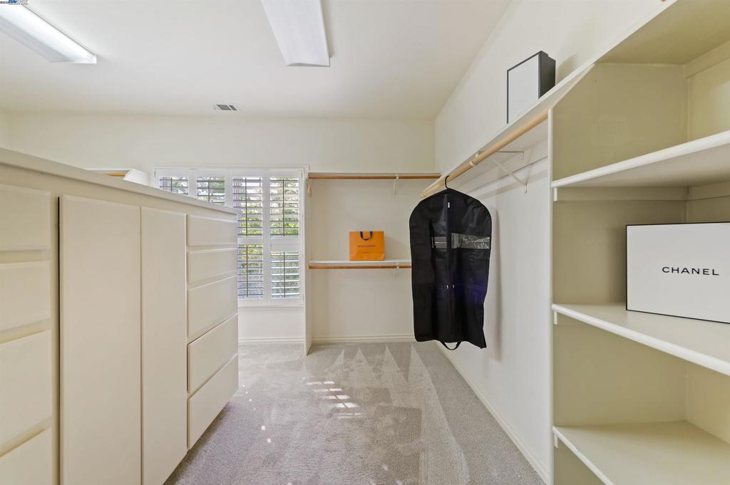 RUBY HILL - Residential