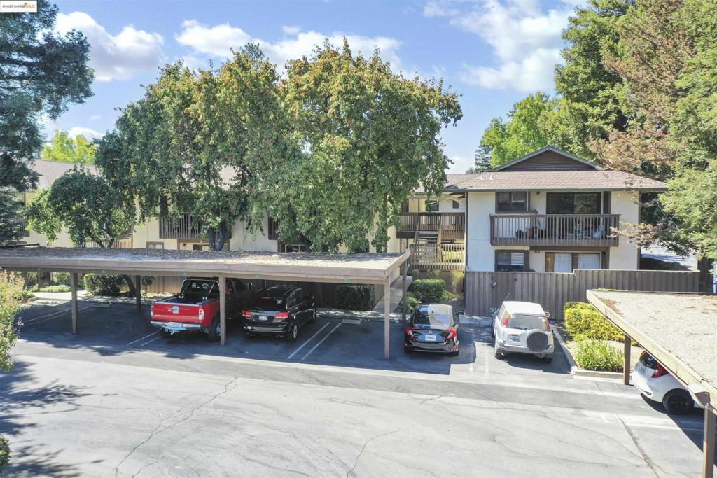 PARKRIDGE - Residential