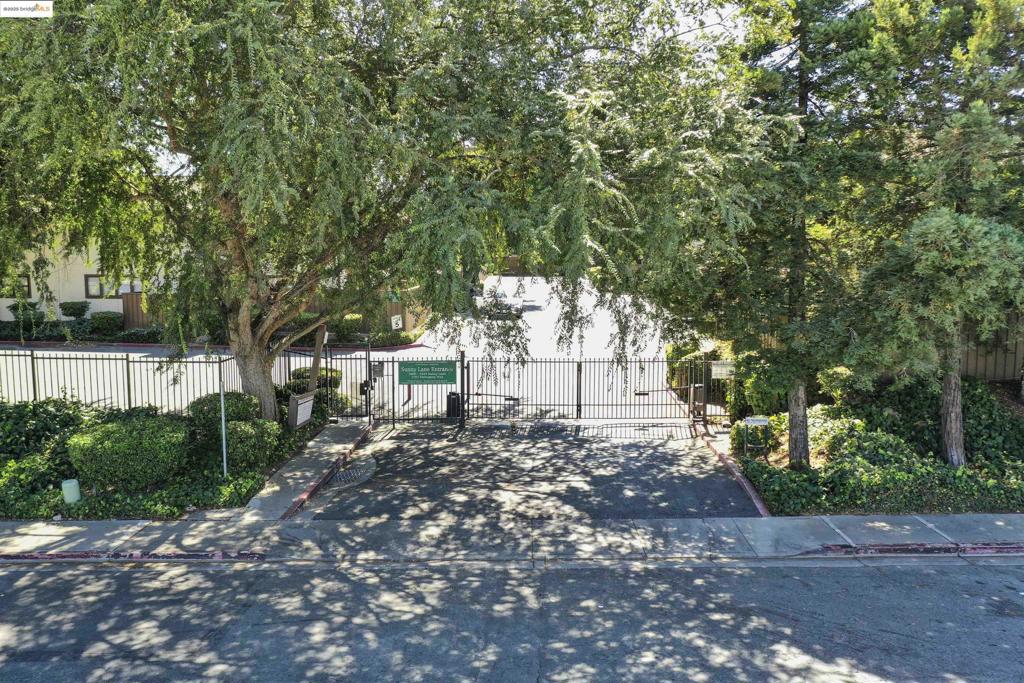 PARKRIDGE - Residential