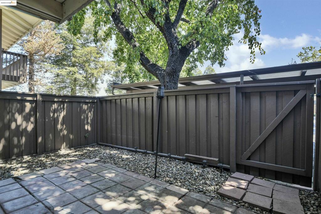 PARKRIDGE - Residential