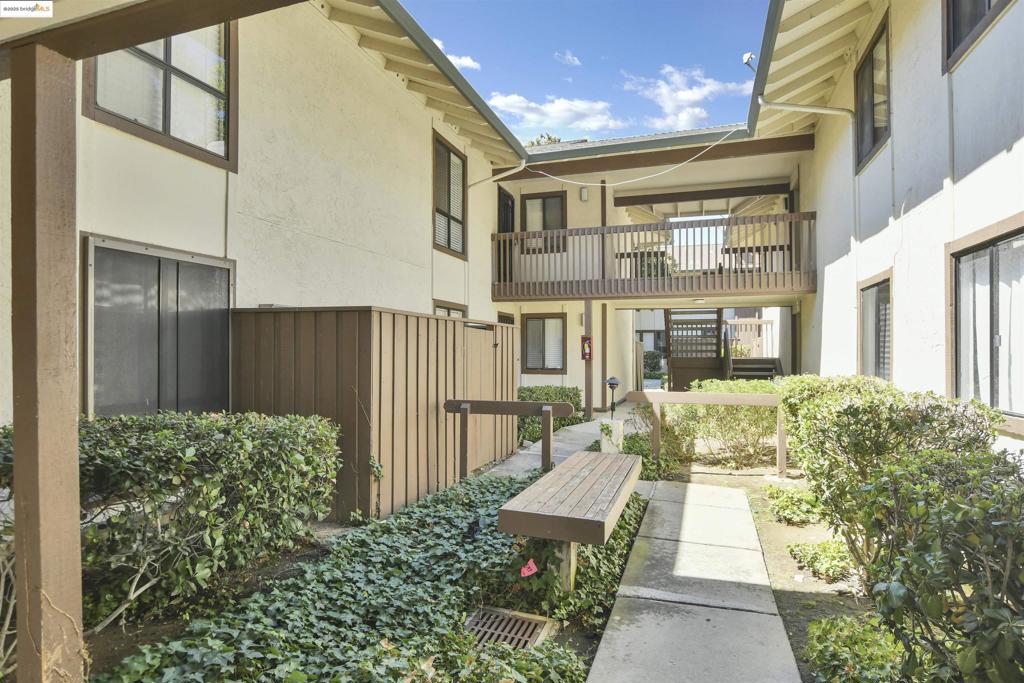 PARKRIDGE - Residential