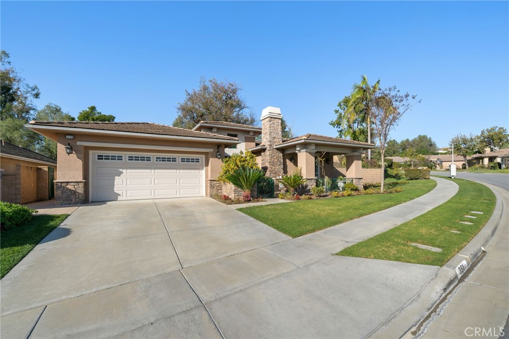 351 Spur Trail Avenue