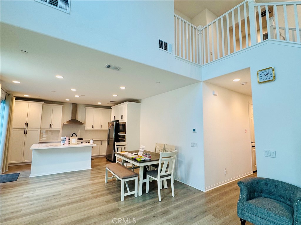 16586 strategy Place