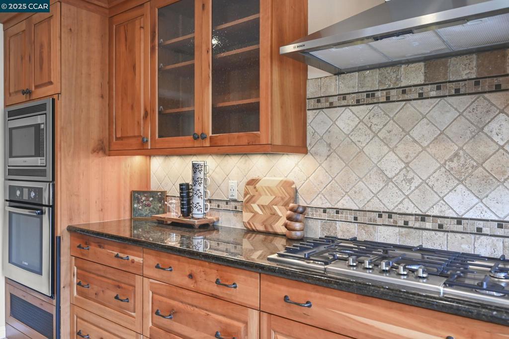 HEATHER FARMS - Residential