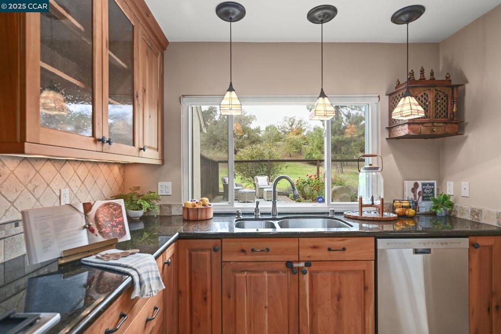 HEATHER FARMS - Residential