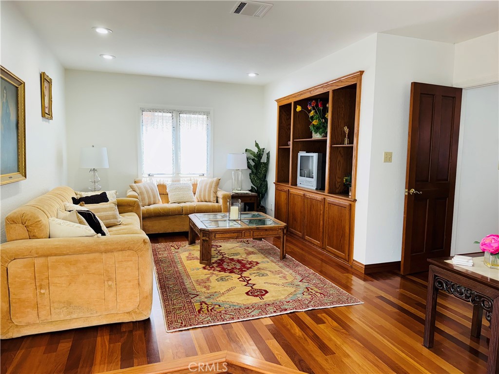 Naples (NA) - Residential Lease