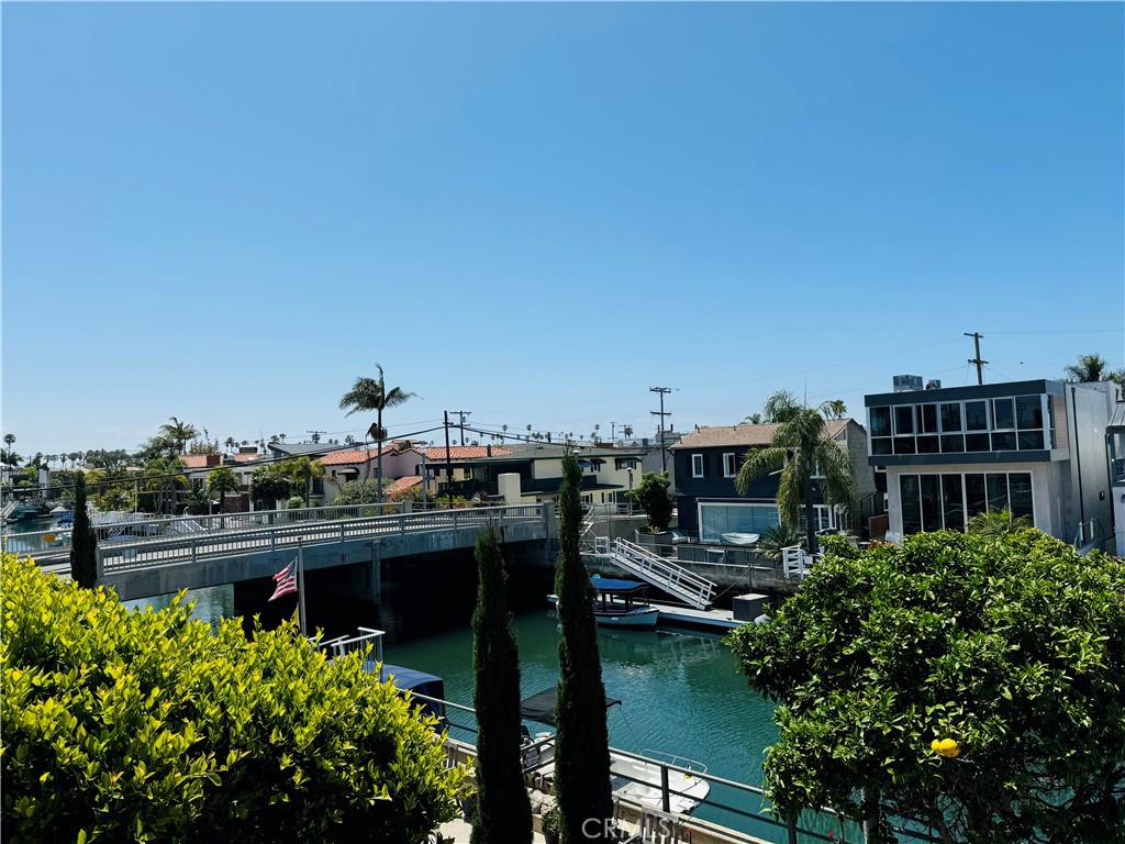 Naples (NA) - Residential Lease