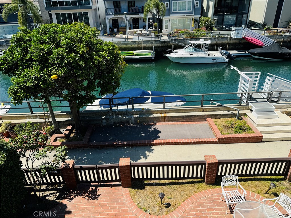Naples (NA) - Residential Lease