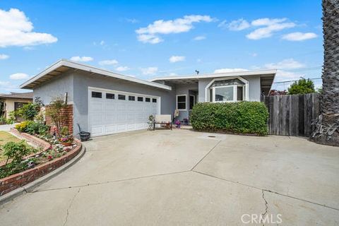 815 Marvista Avenue S Seal Beach CA 90740