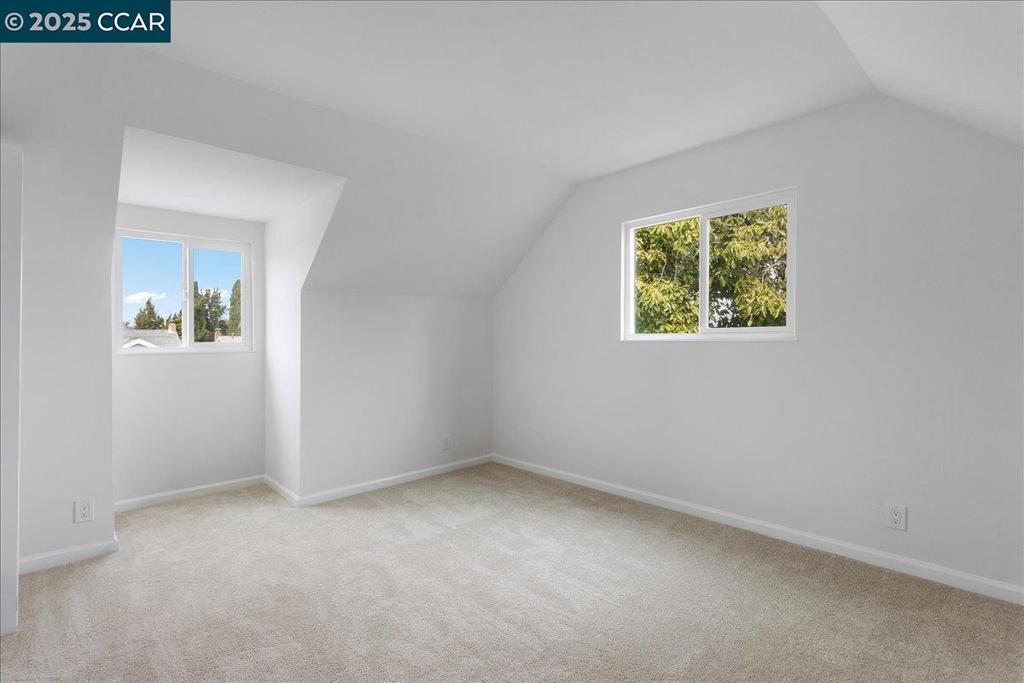 NEWARK - Residential