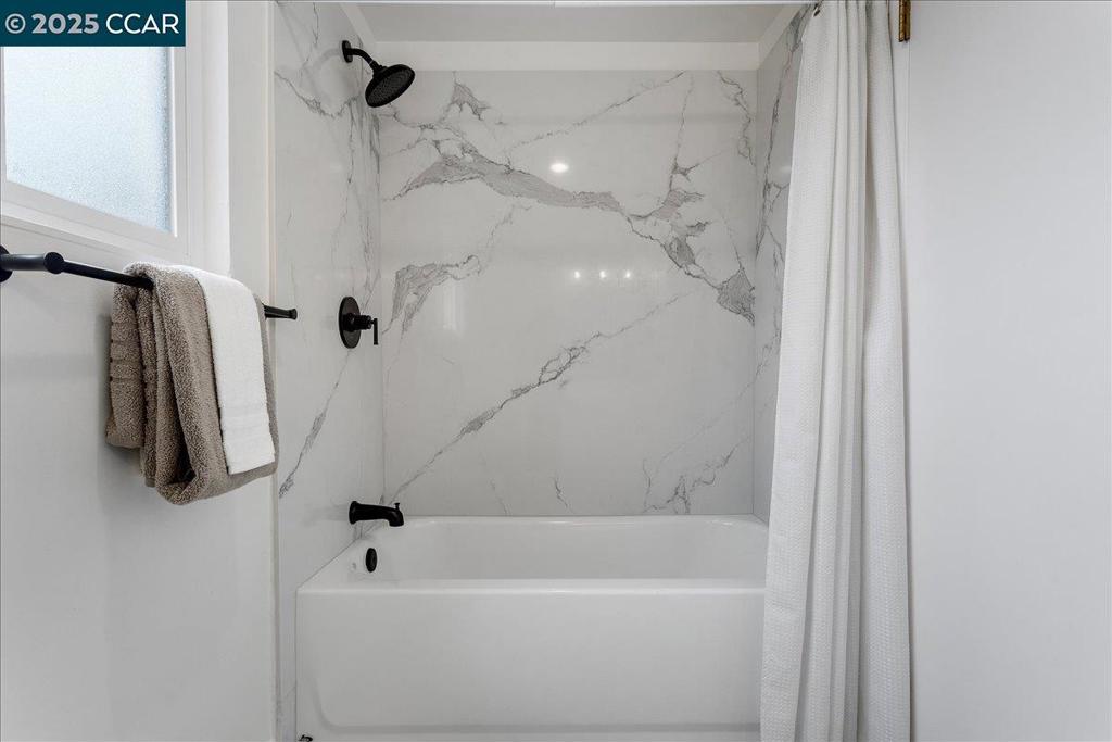 NEWARK - Residential