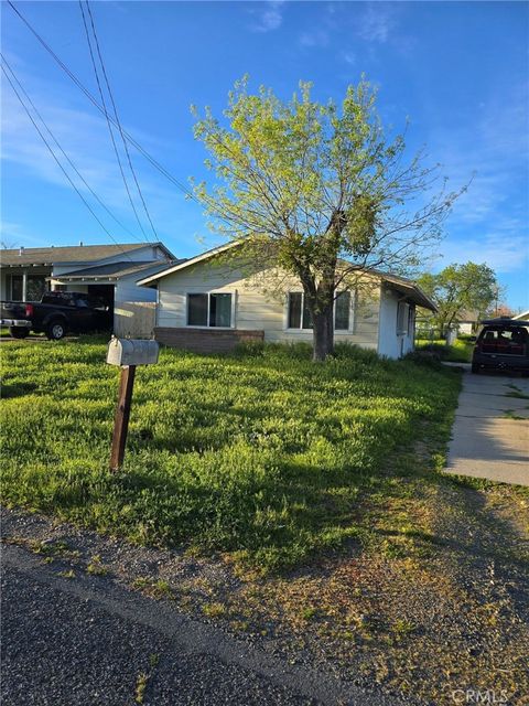 Photo of 1028 Nevada Avenue, Oroville, CA 95965 (MLS # LC26078148)