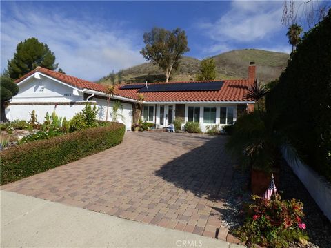 Photo of 5920 Carell Ave. Ave, Agoura Hills, CA 91301 (MLS # SR26011139)