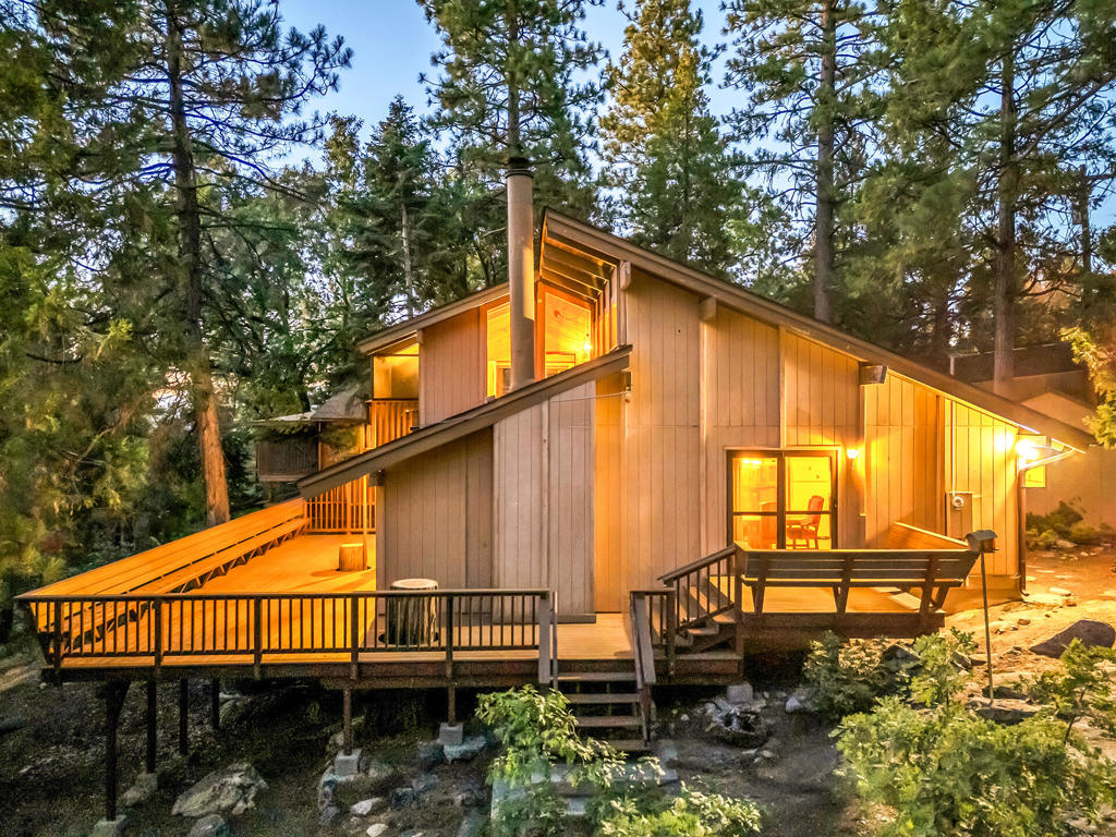 25461 Shadow Oaks Drive