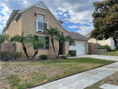 Photo of 1721 Arthur Loop West LOOP, Upland, CA 91784 (MLS # CV26202189)