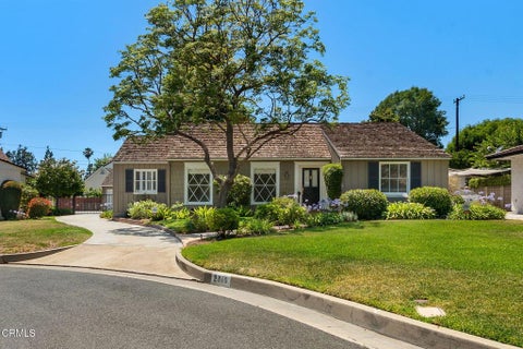 Photo of 2810 Somerset Place, San Marino, CA 91108 (MLS # P1-27701)