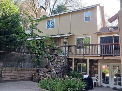 Photo of 23304 Crest Forest Dr, Crestline, CA 92325 (MLS # OC26048339)