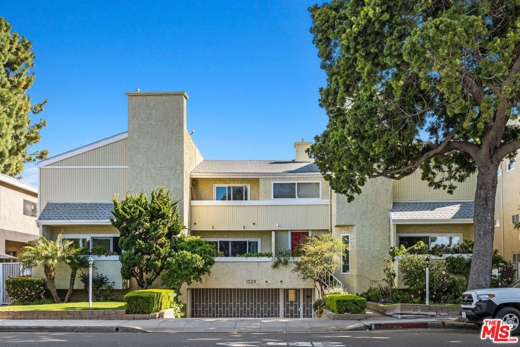 Photo of 1339 26th Street #1, Santa Monica, CA 90404 (MLS # 25512491)