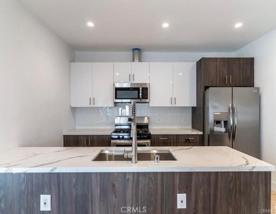 1213 W 24th