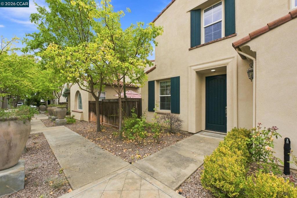 2632 Basswood Dr