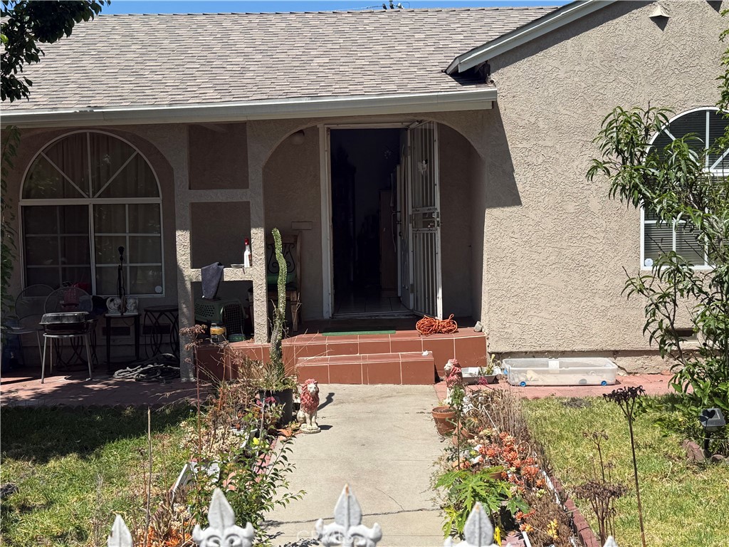 1110 S Towner