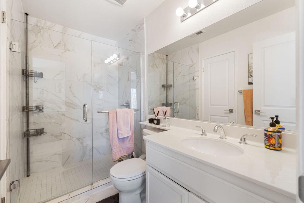 Palm Royale - Residential