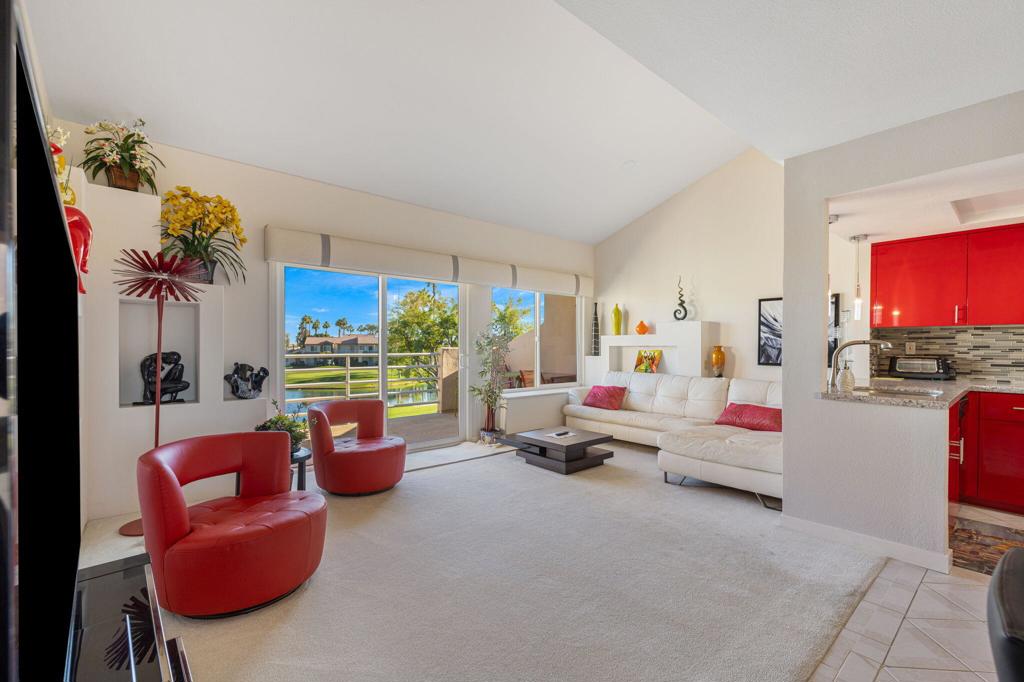 Palm Royale - Residential