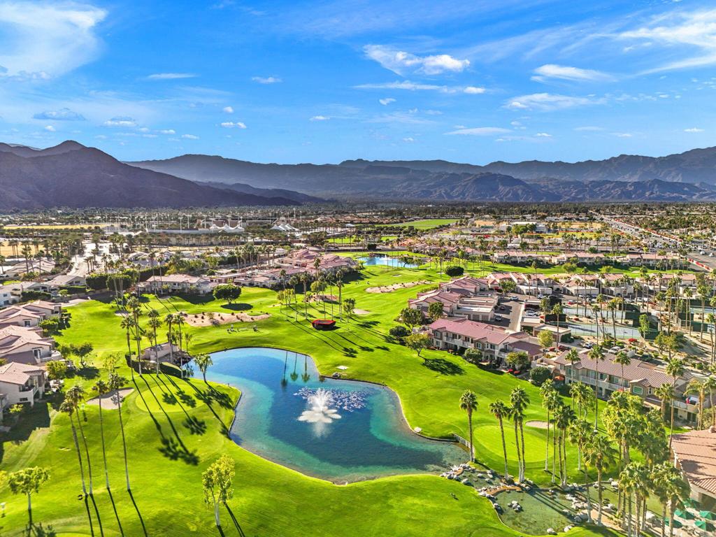 Palm Royale - Residential