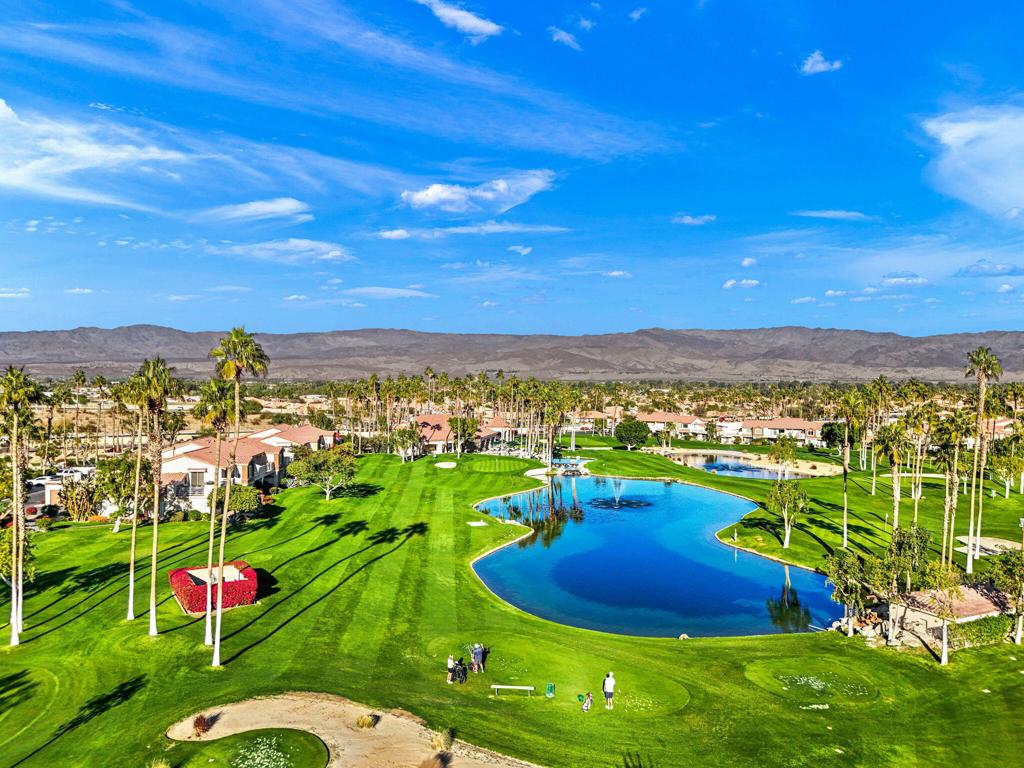 Palm Royale - Residential