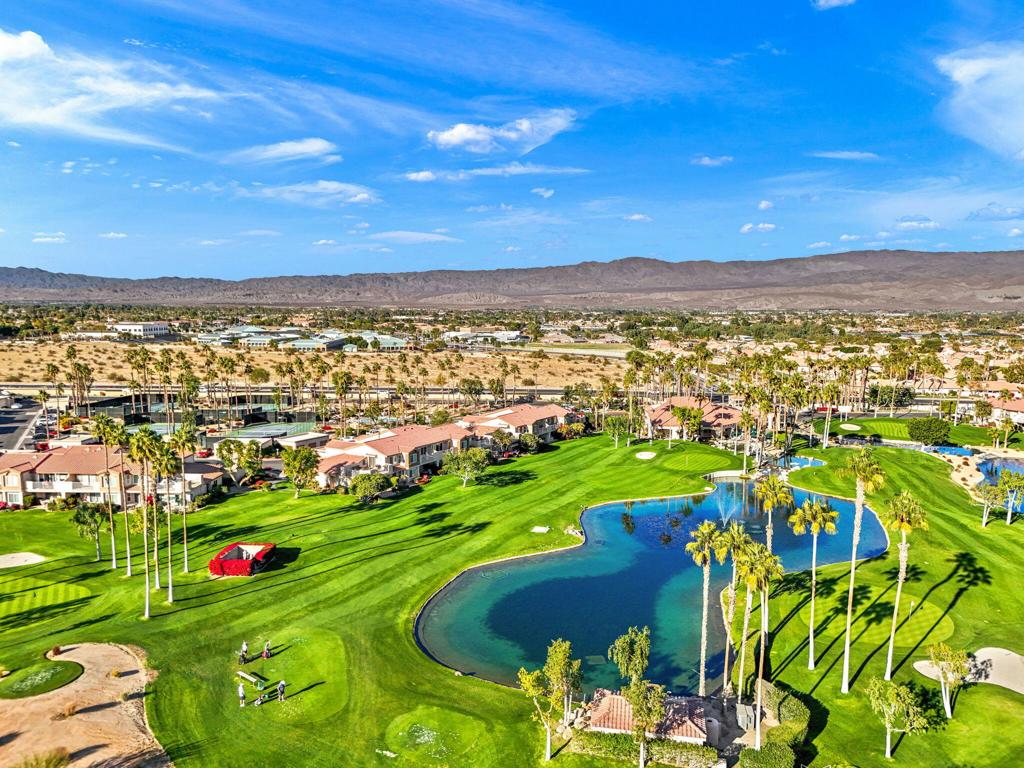 Palm Royale - Residential