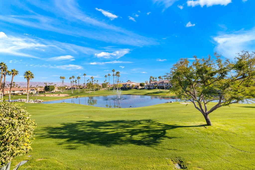 Palm Royale - Residential