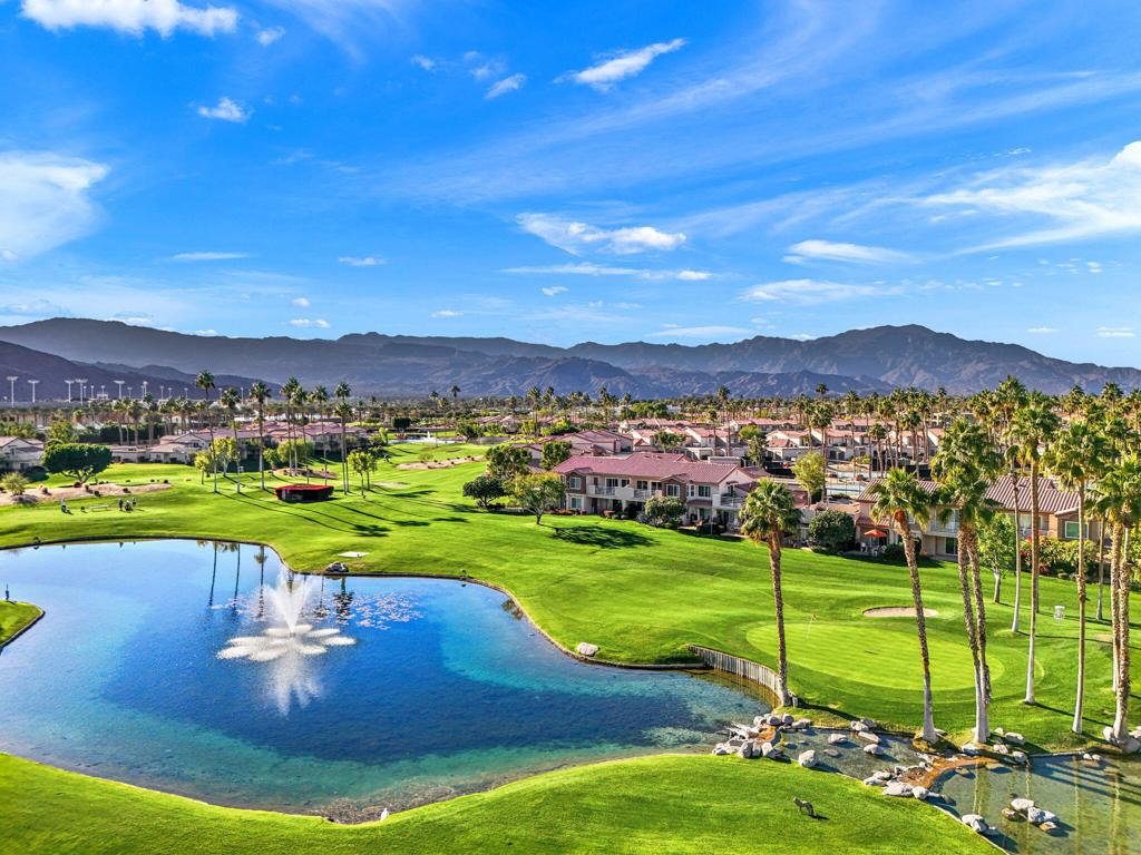 Palm Royale - Residential