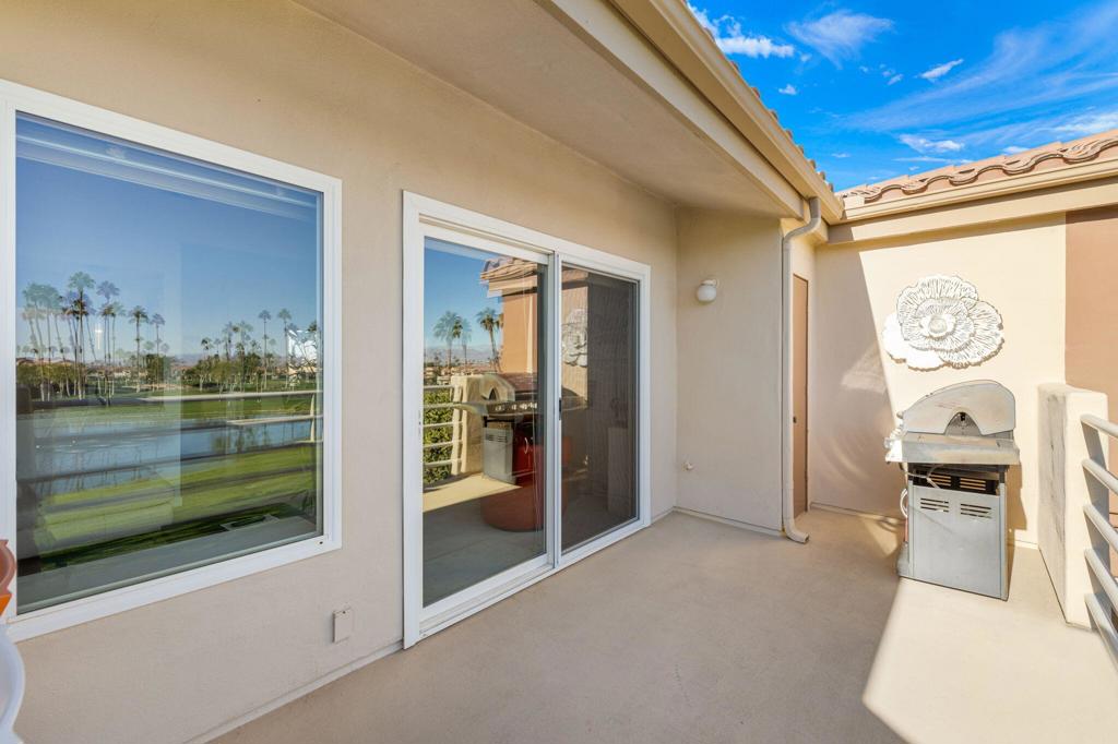 Palm Royale - Residential