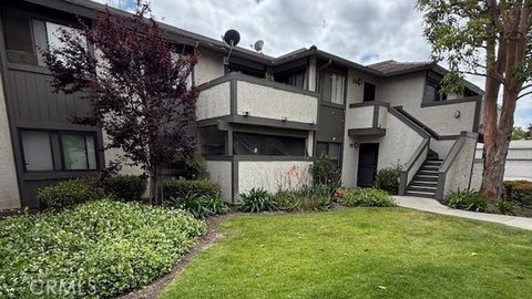 Photo of 151 Majestic Court #602, Moorpark, CA 93021 (MLS # SR26100310)