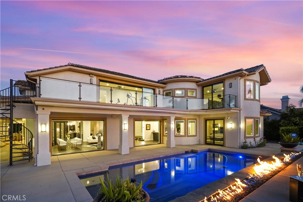 2483 Santa Bella Place