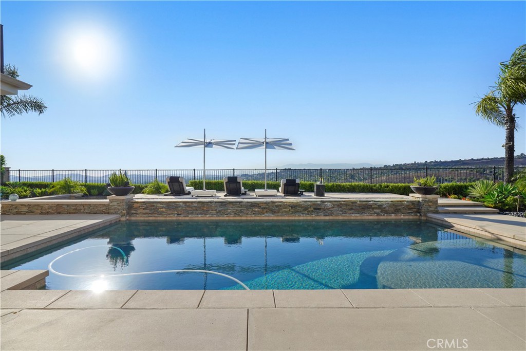 2483 Santa Bella Place