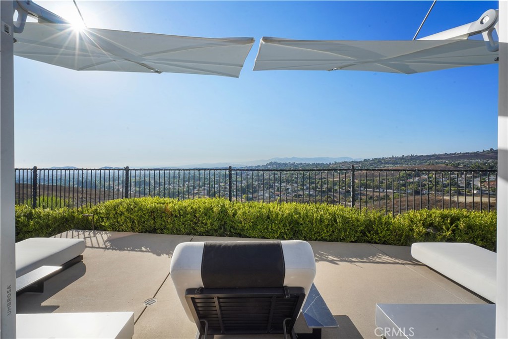 2483 Santa Bella Place